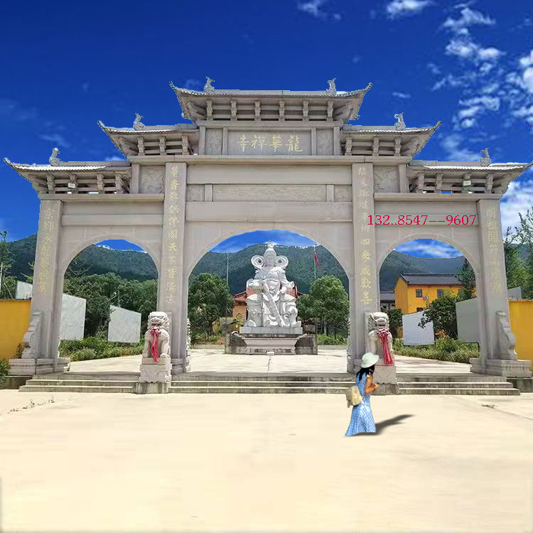 村口牌坊特色構建造型與石雕大門批發圖片