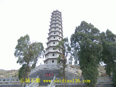 寺院寺廟石雕佛塔