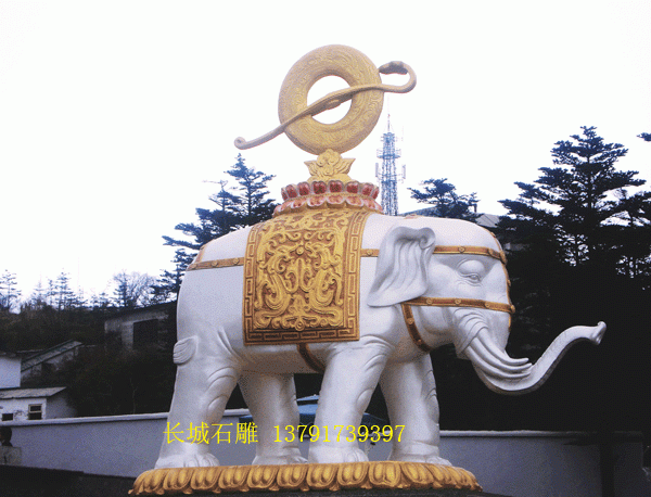 工廠、寺院石雕大象