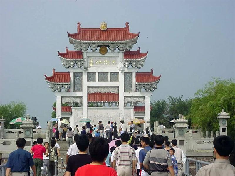 景區石雕牌坊